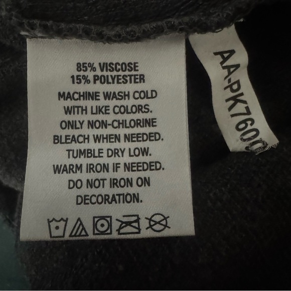 Royce Brand Women’s Pullover Christmas Reindeer Holiday Sweater Size Large - Picture 8 of 9